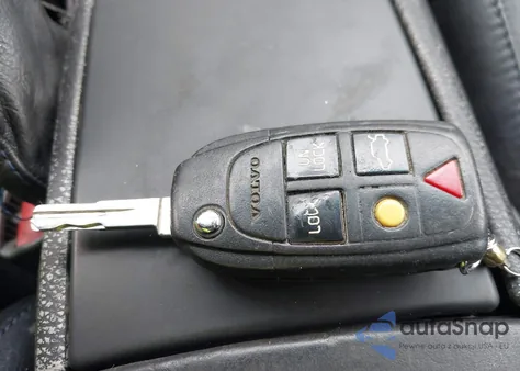 2004 Volvo V70 R z USA, uszkodzony, nr VIN YV1SJ52Y642386532